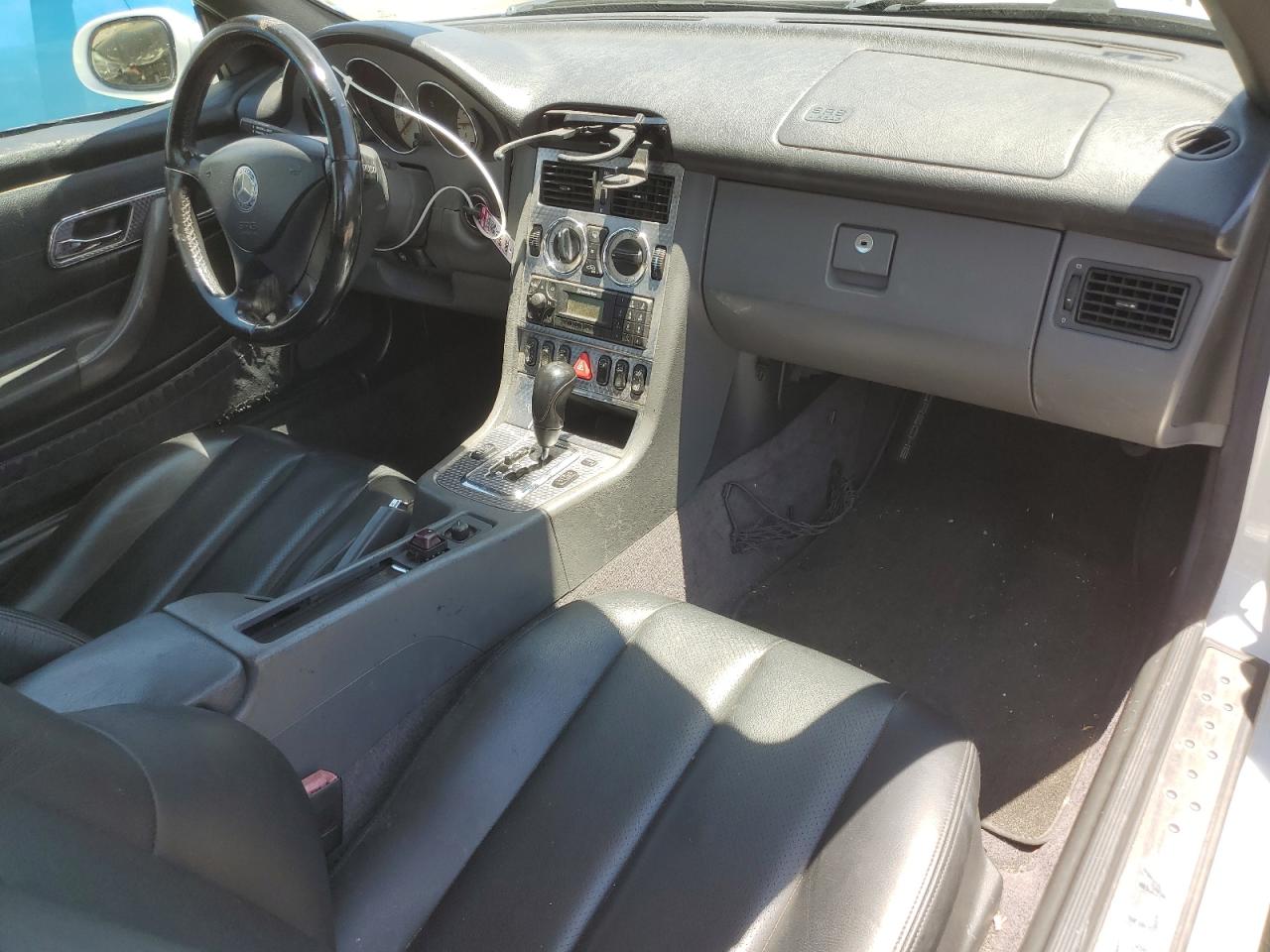 2001 Mercedes-Benz Slk 230 Kompressor VIN: WDBKK49F61F193012 Lot: 63621655