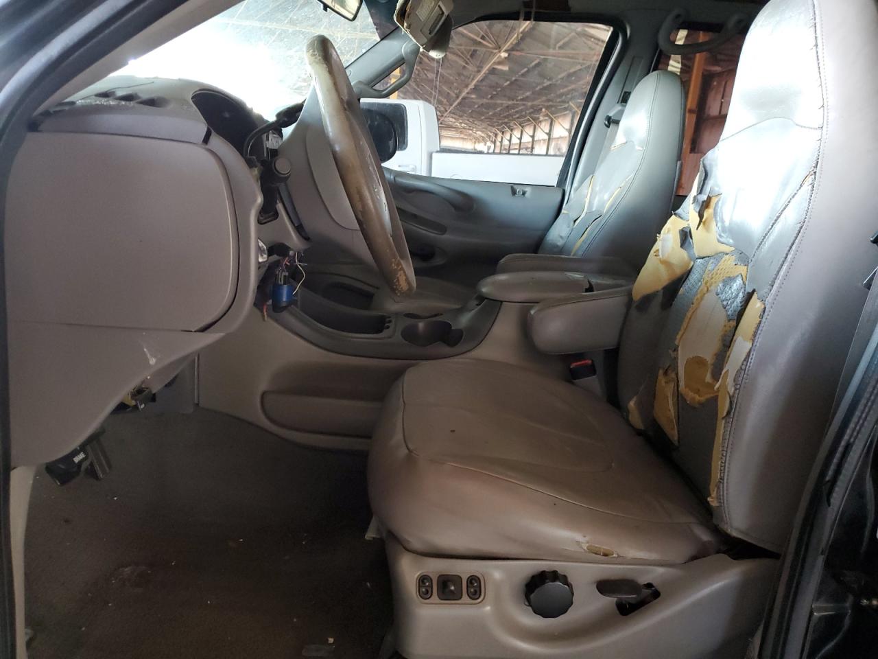 1997 Ford Expedition VIN: 1FMFU18L8VLC08793 Lot: 62734825