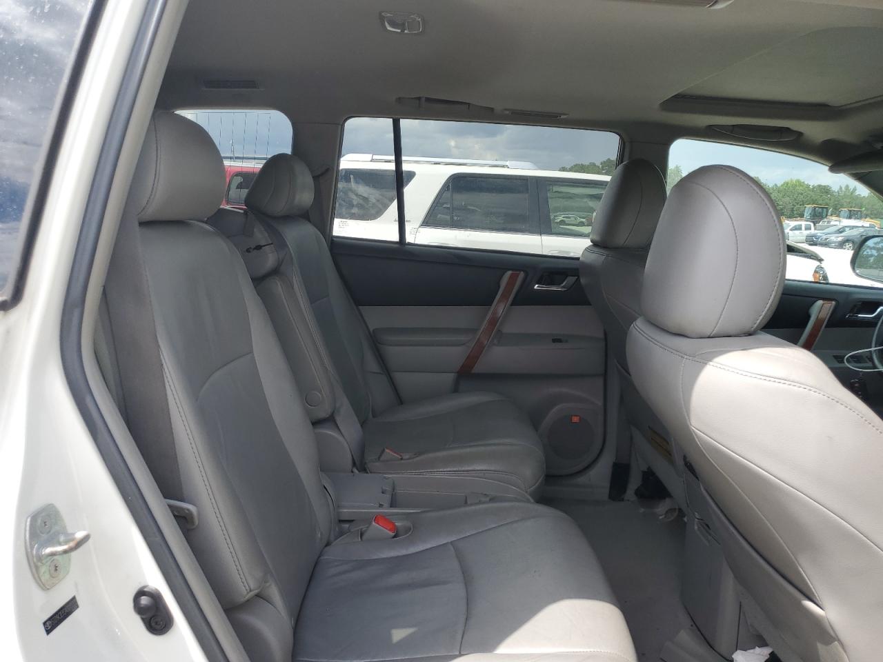 2010 Toyota Highlander Limited VIN: 5TDYK3EH3AS013322 Lot: 65327495