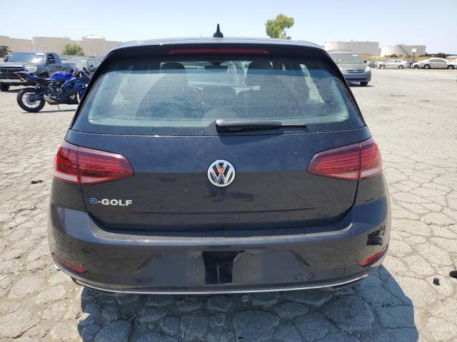  VOLKSWAGEN GOLF 2018 Czarny