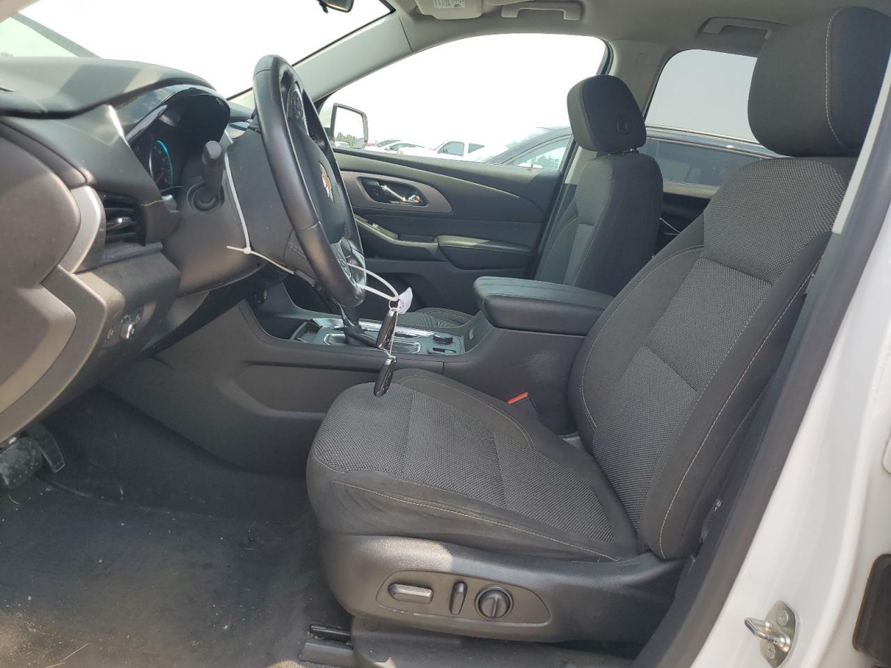 2018 Chevrolet Traverse Lt VIN: 1GNEVGKW5JJ230573 Lot: 64139095