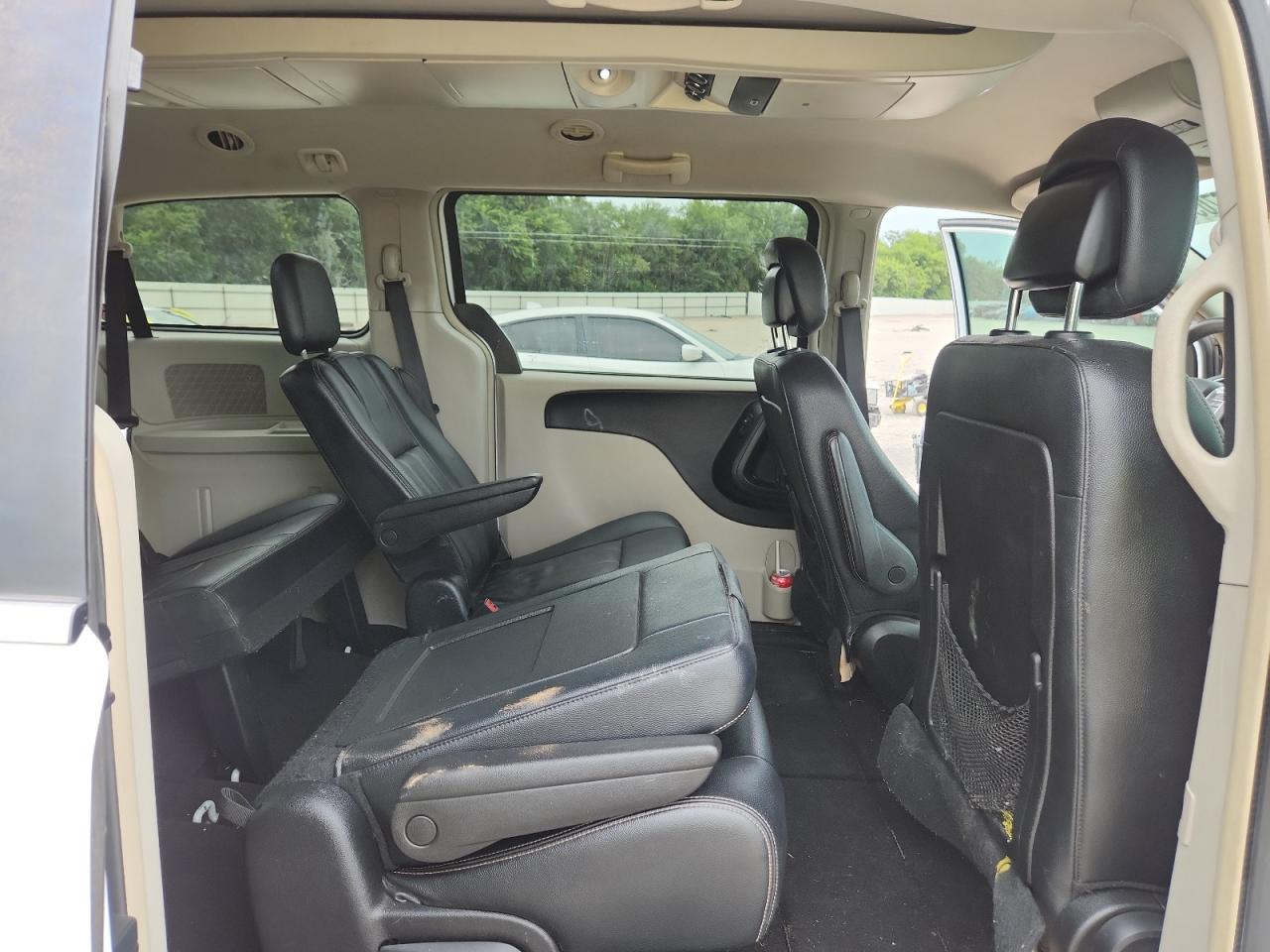 2016 Chrysler Town & Country Touring VIN: 2C4RC1BG5GR187394 Lot: 63467055