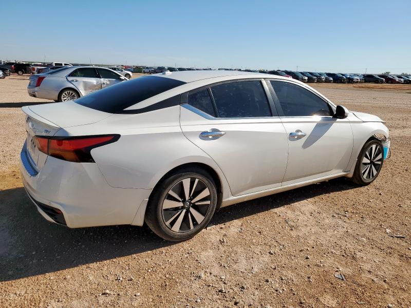  NISSAN ALTIMA 2021 Белы