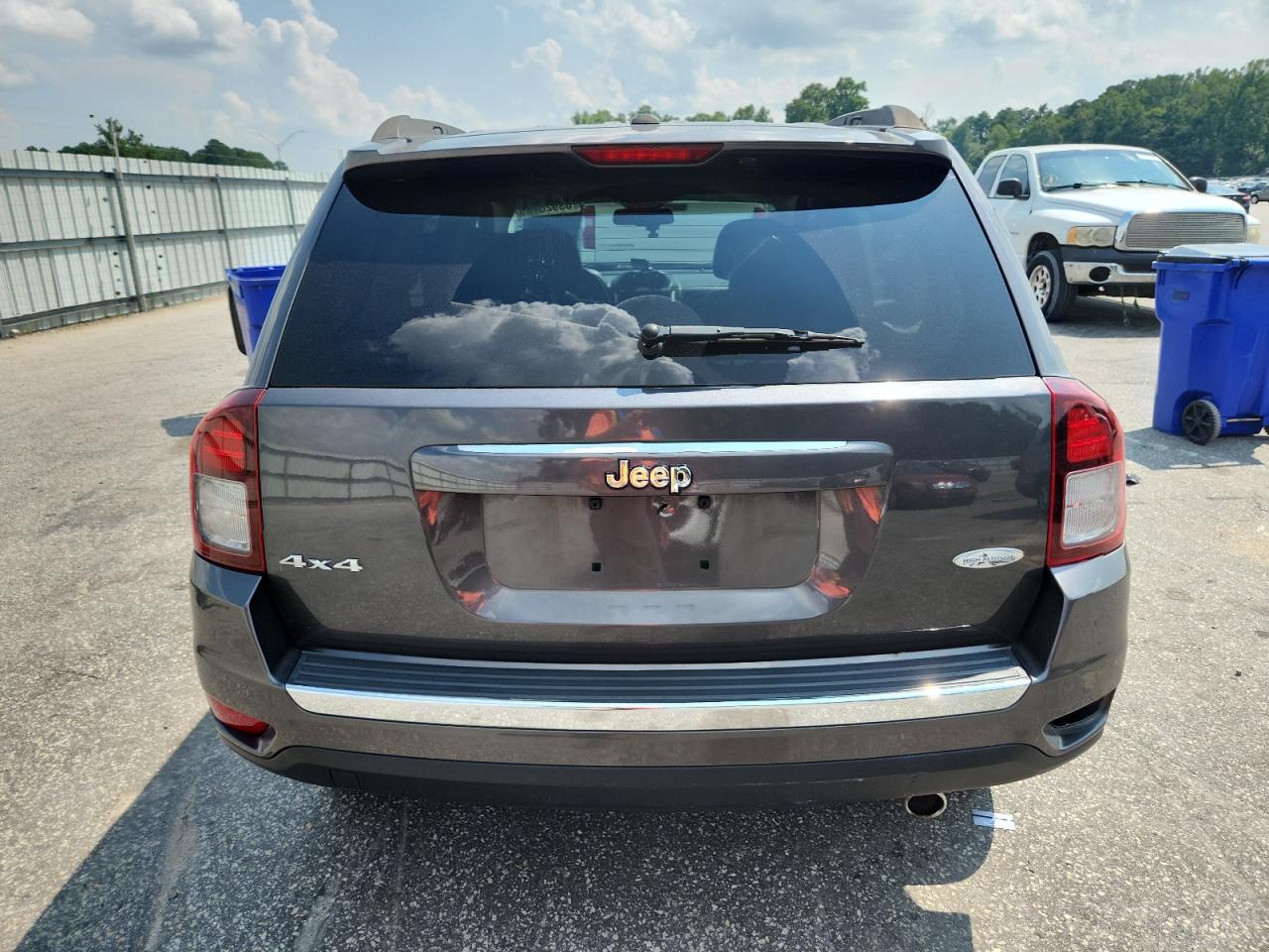 2016 Jeep Compass Latitude VIN: 1C4NJDEB2GD814271 Lot: 63926185