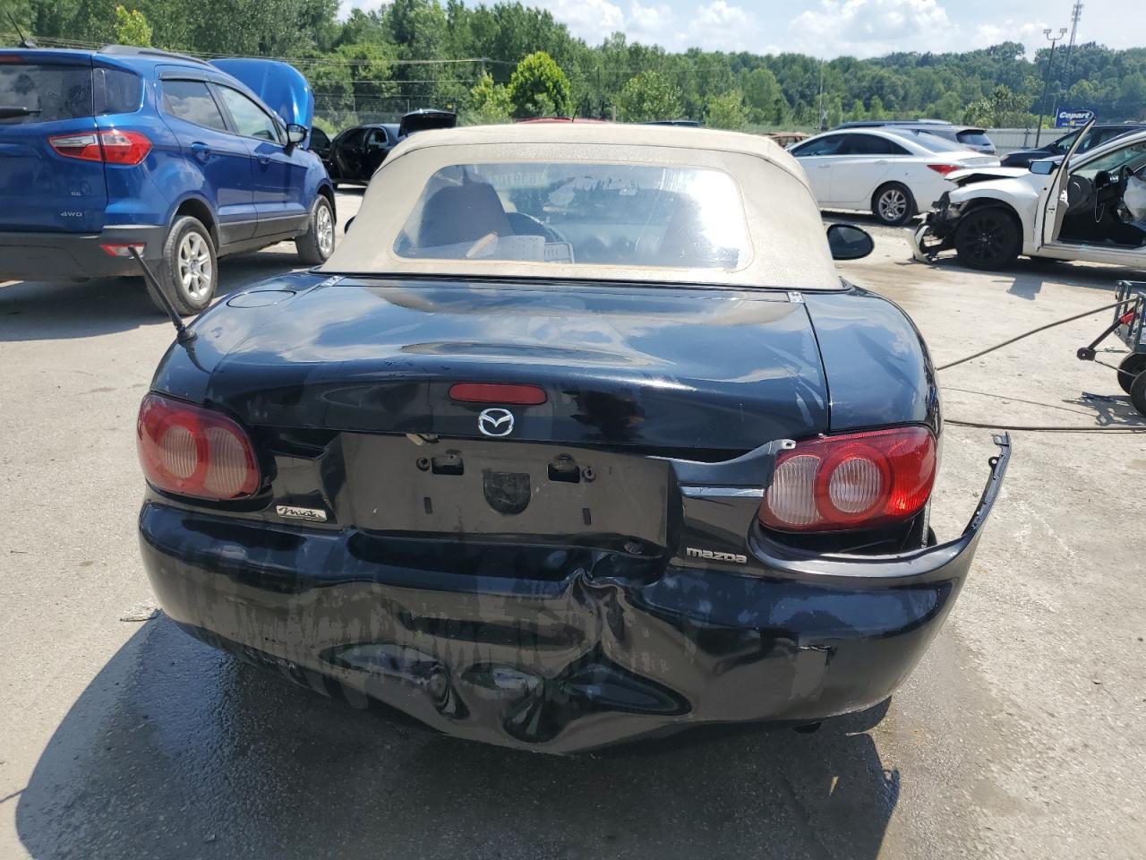 2001 Mazda Mx-5 Miata Base VIN: JM1NB353010210667 Lot: 63910435