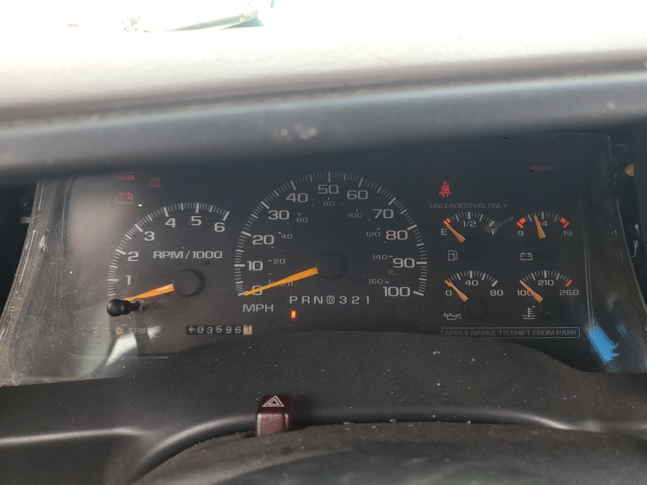 1998 Chevrolet Gmt-400 C1500 VIN: 1GCEC14W2WZ260938 Lot: 66445495