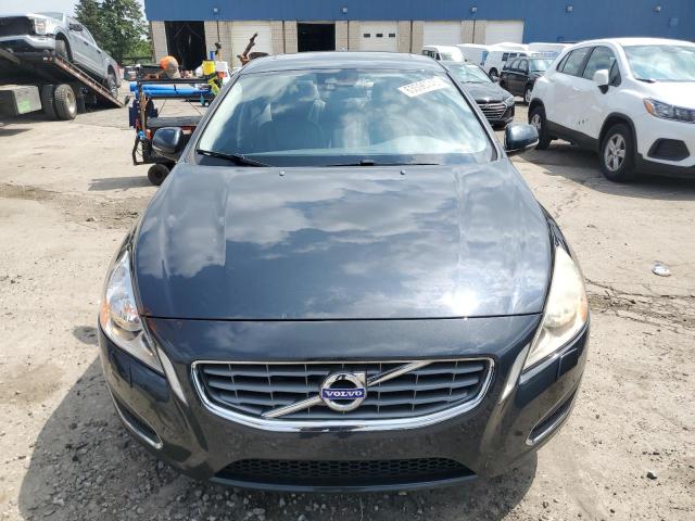 Sedans VOLVO S60 2013 Szary