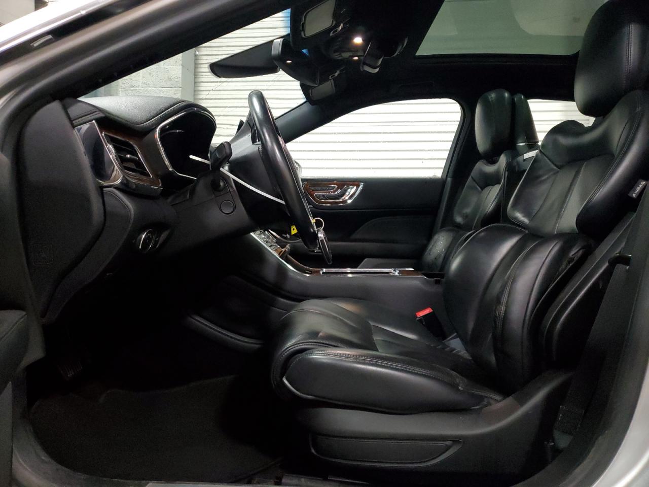 2017 Lincoln Continental Reserve VIN: 1LN6L9NP3H5608066 Lot: 62913805