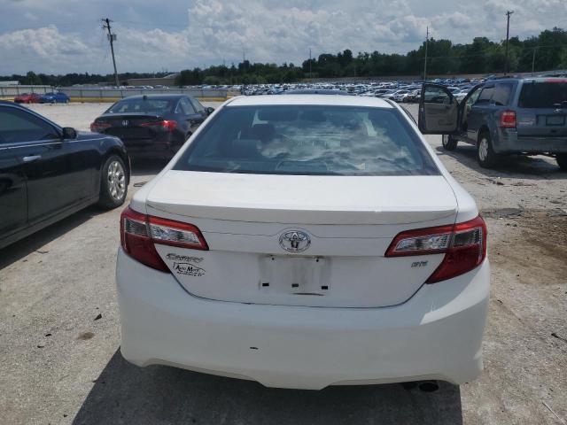  TOYOTA CAMRY 2014 Biały