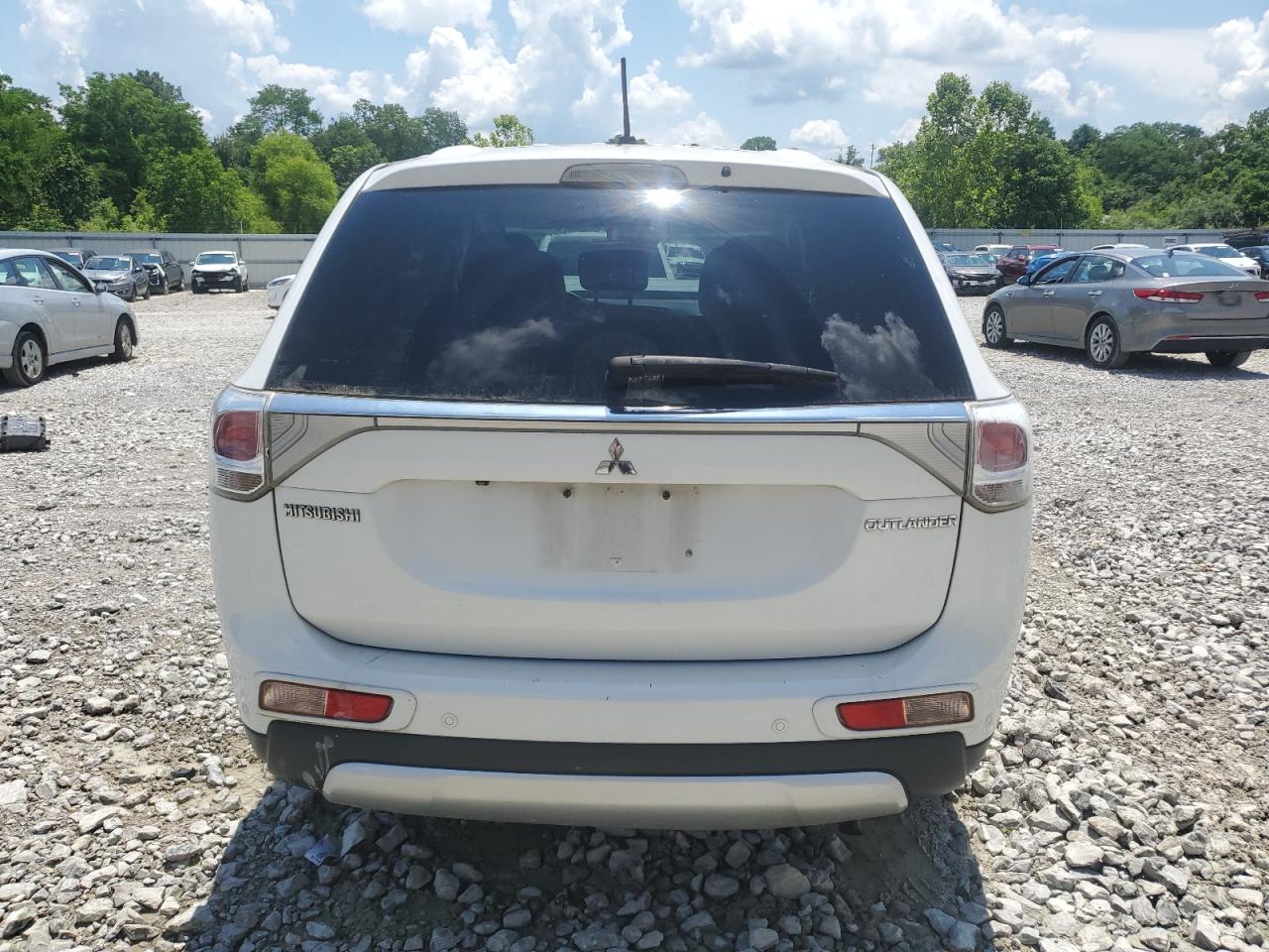 2015 Mitsubishi Outlander Se VIN: JA4AZ3A32FZ013030 Lot: 64037235