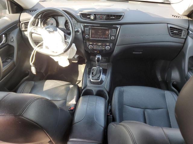  NISSAN ROGUE 2018 Czerwony