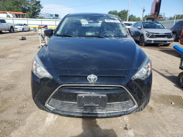  TOYOTA YARIS 2018 Czarny
