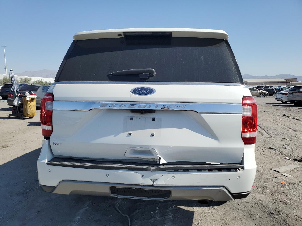 2021 Ford Expedition Xlt VIN: 1FMJU1JT7MEA12318 Lot: 64653935