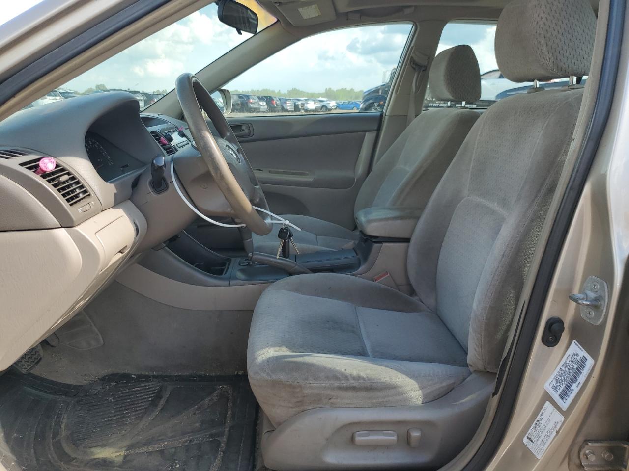 2003 Toyota Camry Le VIN: 4T1BE32K03U735001 Lot: 66395275