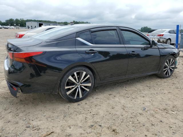  NISSAN ALTIMA 2019 Czarny
