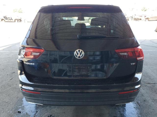  VOLKSWAGEN TIGUAN 2018 Черный
