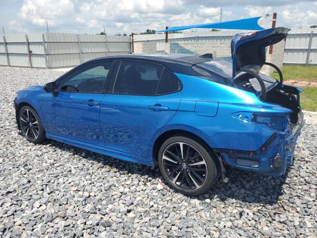  TOYOTA CAMRY 2019 Granatowy