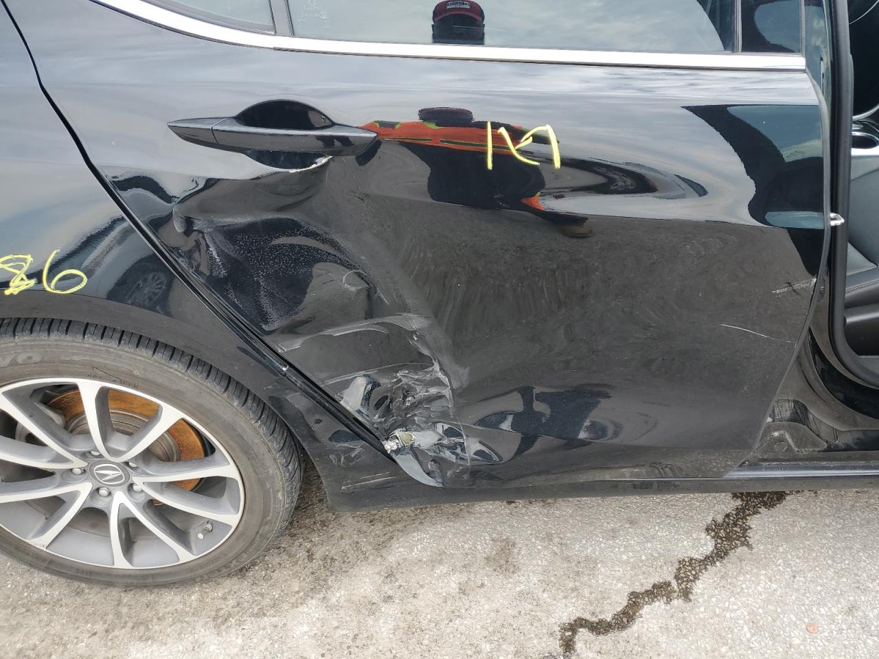 19uub3f30ja005534 19UUB3F30JA005534 2018 Acura Tlx