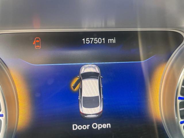 Sedans CHRYSLER 200 2015 White