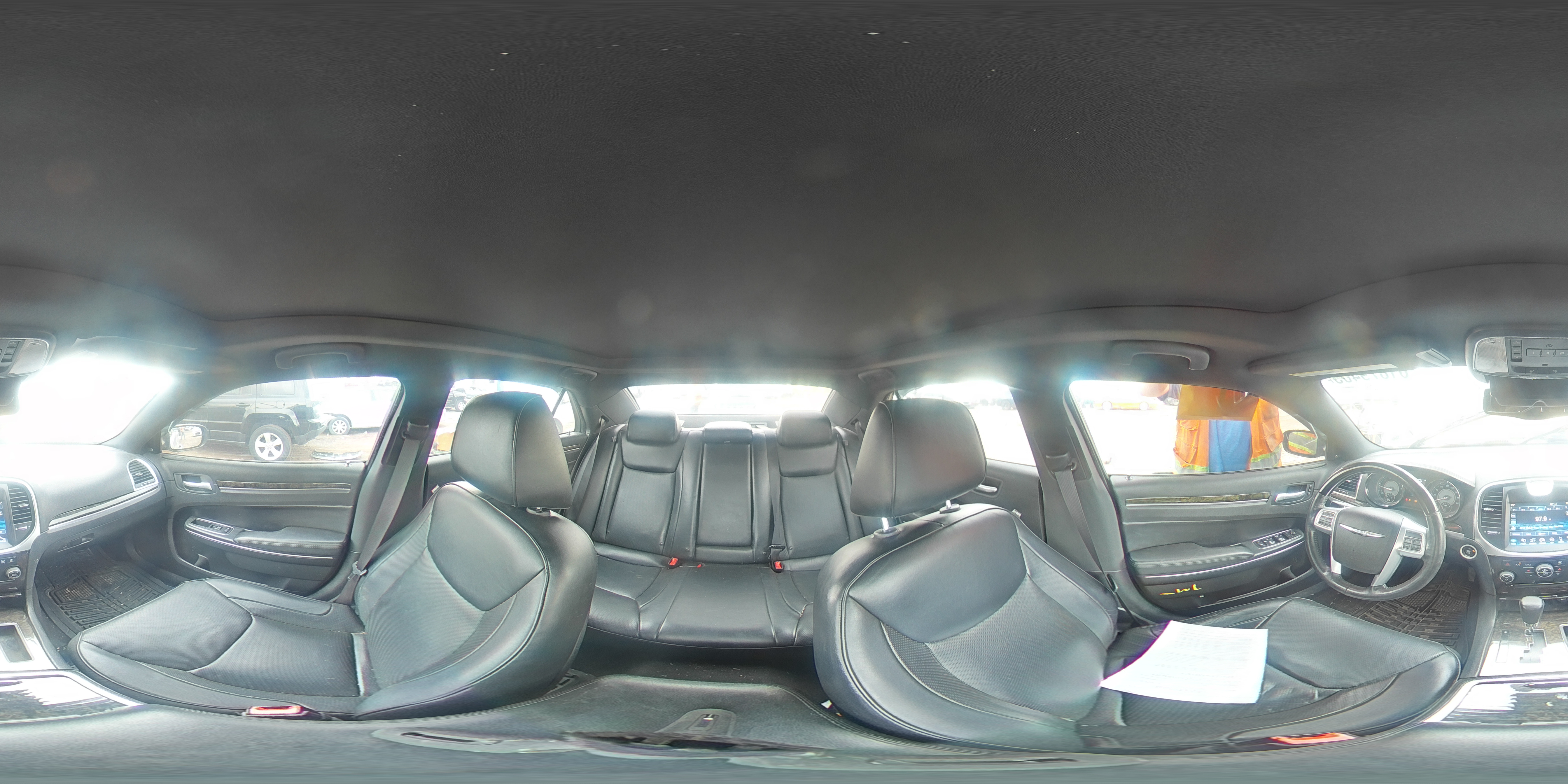 2013 Chrysler 300C VIN: 2C3CCAET3DH694198 Lot: 61879405