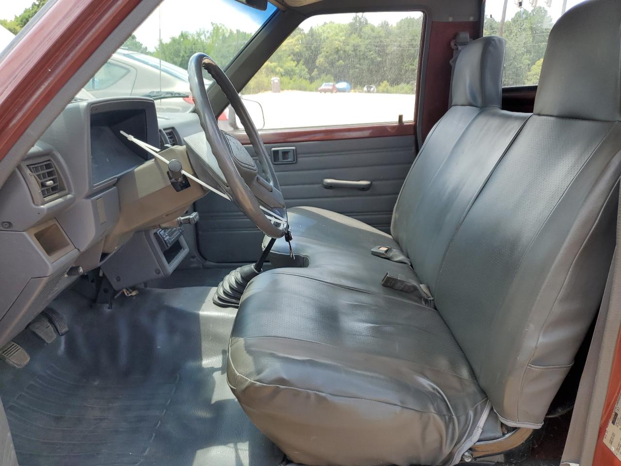 1987 Toyota Pickup 1/2 Ton Rn50 VIN: JT4RN50R9H0267079 Lot: 64438255