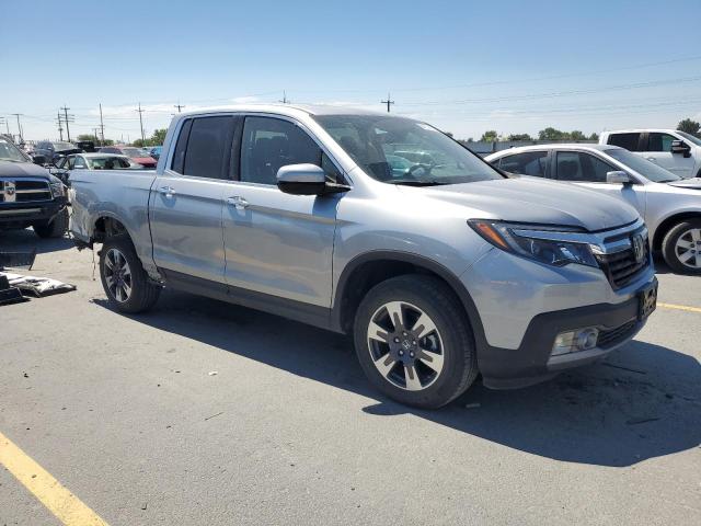 Pickups HONDA RIDGELINE 2017 Srebrny