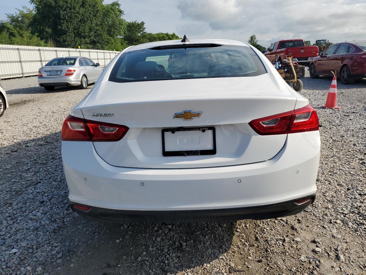2020 Chevrolet Malibu Ls VIN: 1G1ZC5ST4LF135902 Lot: 64574325