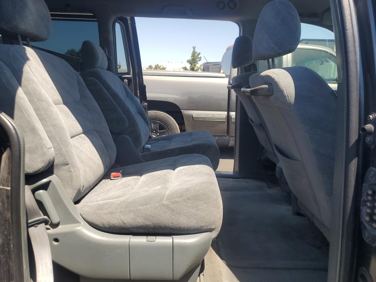 2004 Honda Odyssey Ex VIN: 5FNRL18864B127969 Lot: 65447665