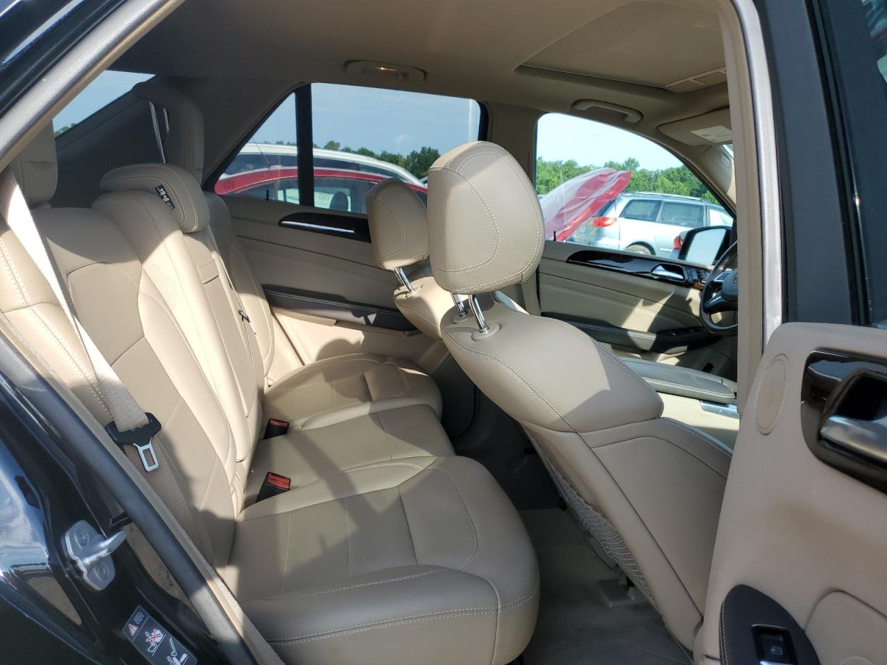 2012 Mercedes-Benz Ml 350 4Matic VIN: 4JGDA5HB5CA027352 Lot: 63943855