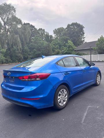 Sedans HYUNDAI ELANTRA 2017 Granatowy