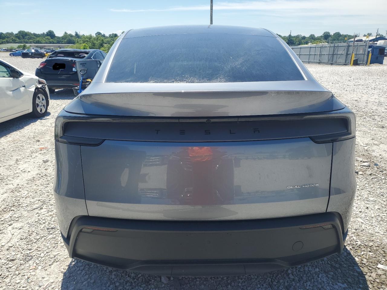 2026 Tesla Model Y VIN: 7SAYGDEE4TF351934 Lot: 62738255