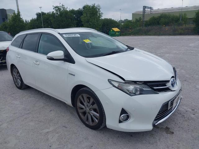 2015 TOYOTA AURIS EXCE