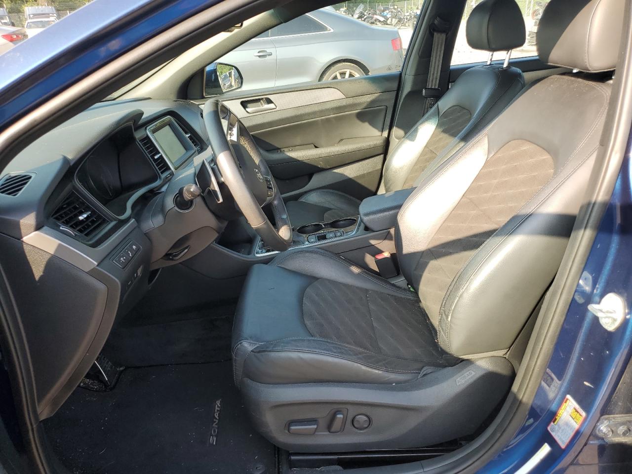 2018 Hyundai Sonata Sport VIN: 5NPE34AF4JH700129 Lot: 65770505