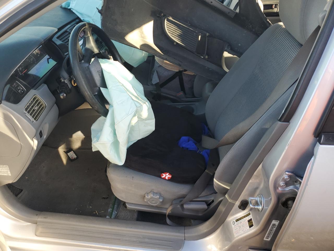 2005 Mitsubishi Lancer Es VIN: JA3AJ26E25U051899 Lot: 64144255