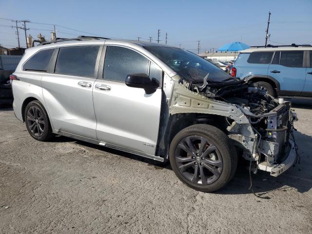  TOYOTA SIENNA 2021 Szary