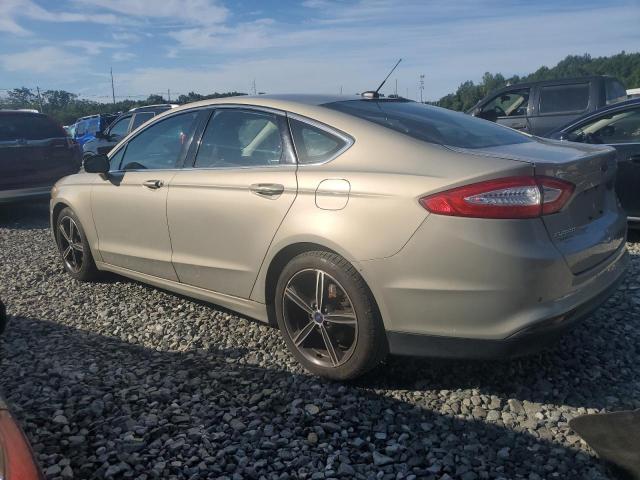 Sedans FORD FUSION 2015 Cream