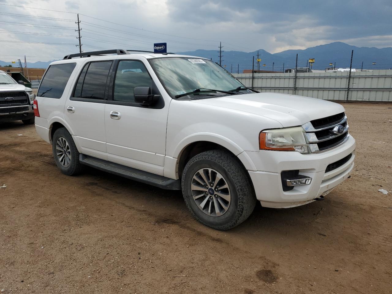 2015 Ford Expedition Xlt VIN: 1FMJU1JT8FEF30876 Lot: 65386565