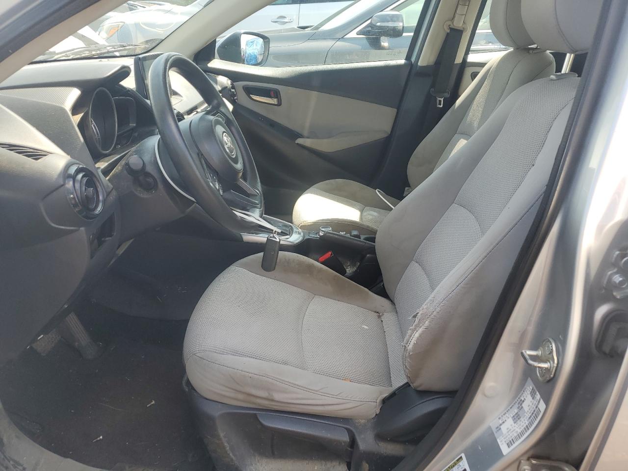 2019 Toyota Yaris L VIN: 3MYDLBYV4KY517056 Lot: 64280265