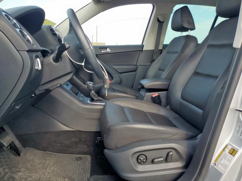  VOLKSWAGEN TIGUAN 2017 Silver