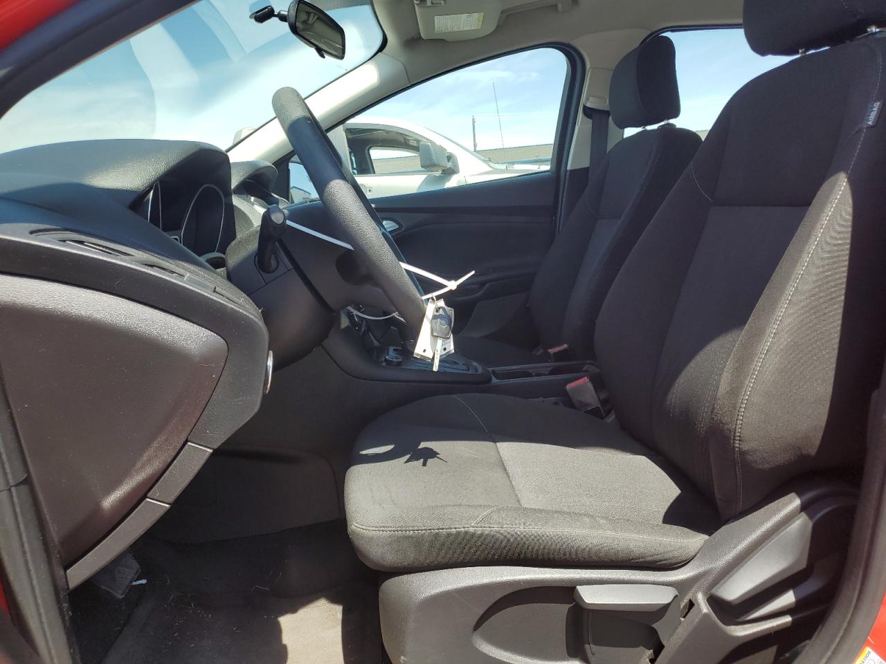 2015 Ford Focus Se VIN: 1FADP3K27FL223050 Lot: 65423395