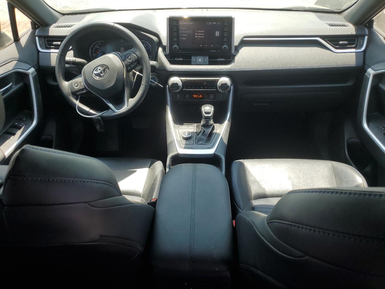 2020 Toyota Rav4 Xse VIN: JTMEWRFV9LJ041950 Lot: 63705365
