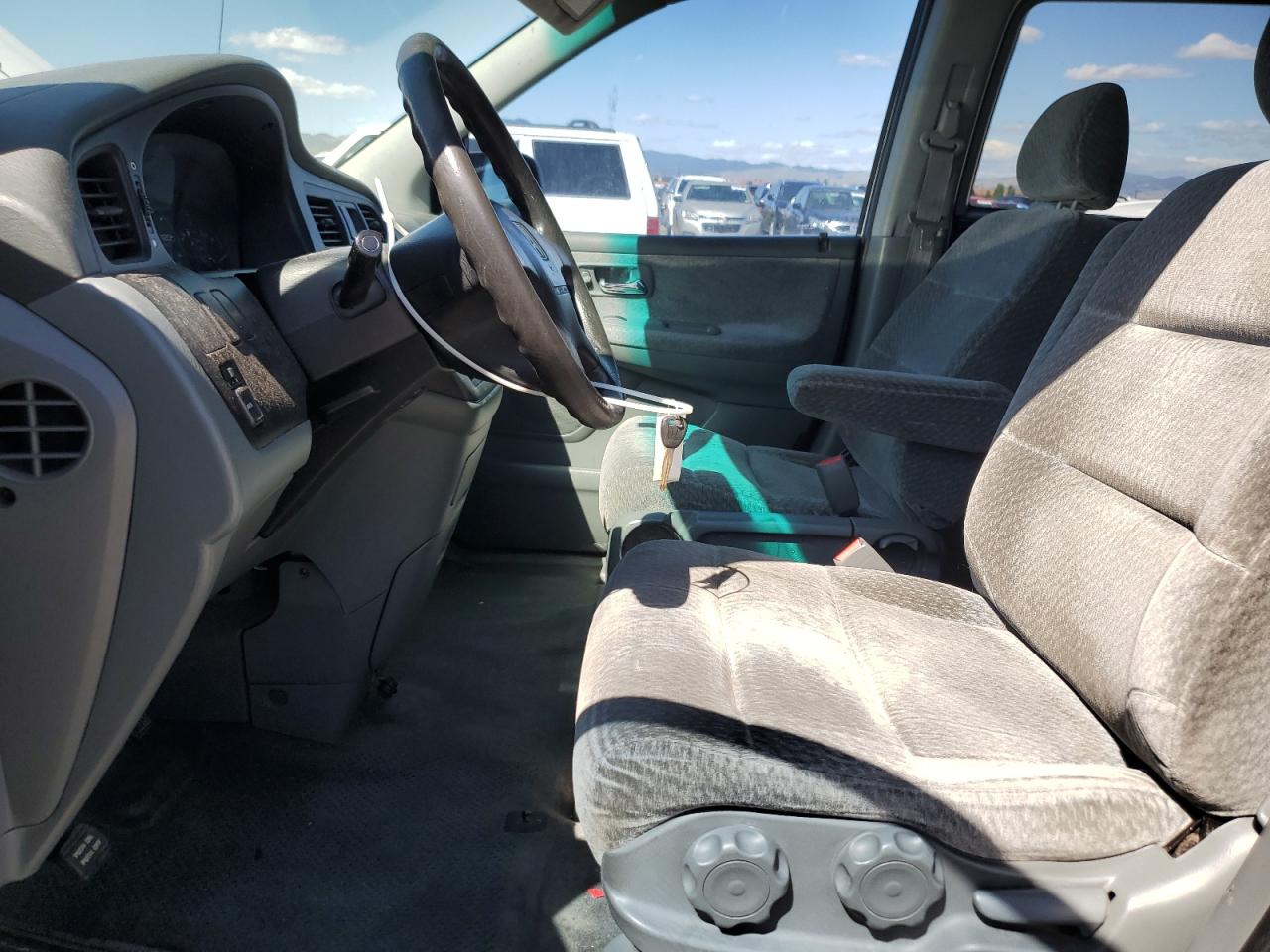 2001 Honda Odyssey Lx VIN: 2HKRL18561H529123 Lot: 64146485