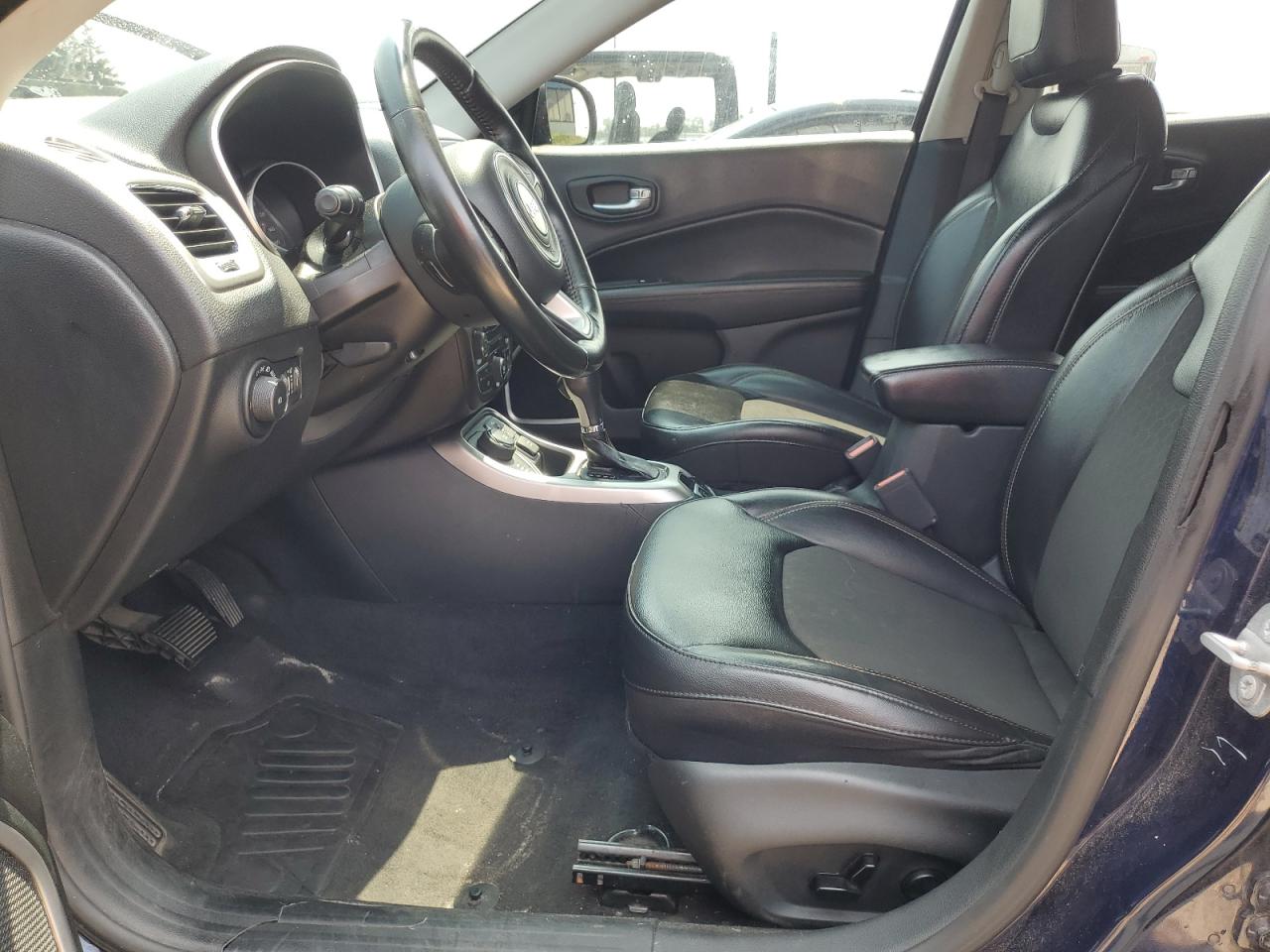 2018 Jeep Compass Latitude VIN: 3C4NJDBB9JT262032 Lot: 64492395