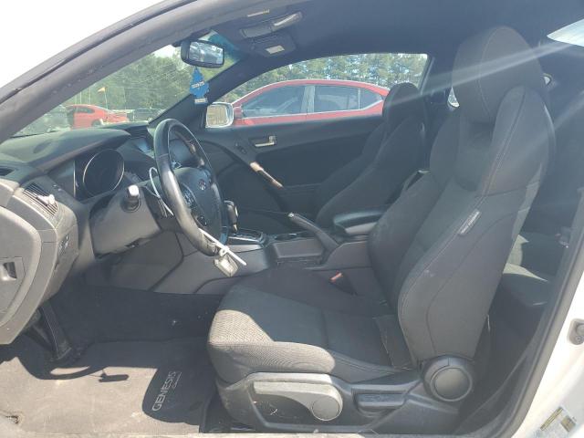 Coupet HYUNDAI GENESIS 2015 Silver