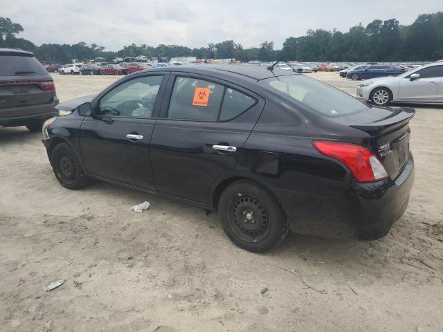  NISSAN VERSA 2017 Czarny