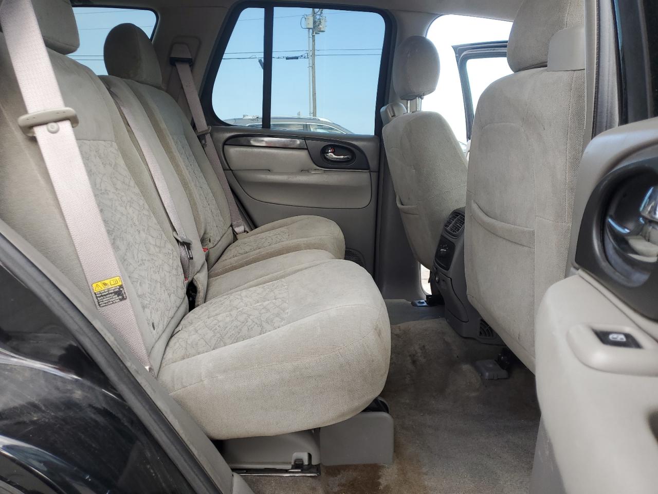 2005 GMC Envoy VIN: 1GKDT13S752141739 Lot: 65142425