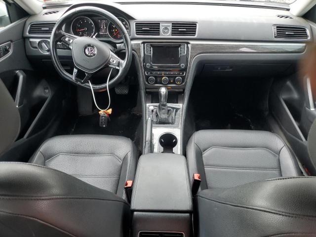  VOLKSWAGEN PASSAT 2017 Biały