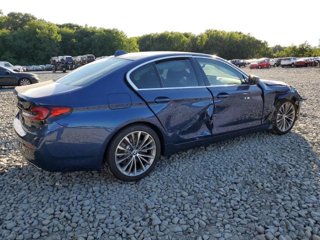  BMW 5 SERIES 2022 Синий