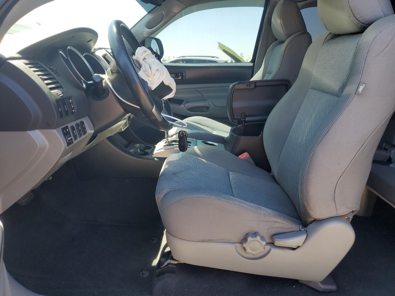 2013 Toyota Tacoma Prerunner Access Cab VIN: 5TFTU4GN4DX050102 Lot: 63283075