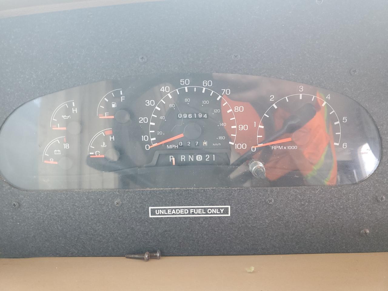 1999 Ford Fleetwood - Rvs Rv VIN: 3FCNF53S1XJA03528 Lot: 65809195